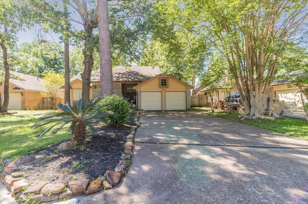 5415 Garden Village Dr, Humble, TX 77339-1262