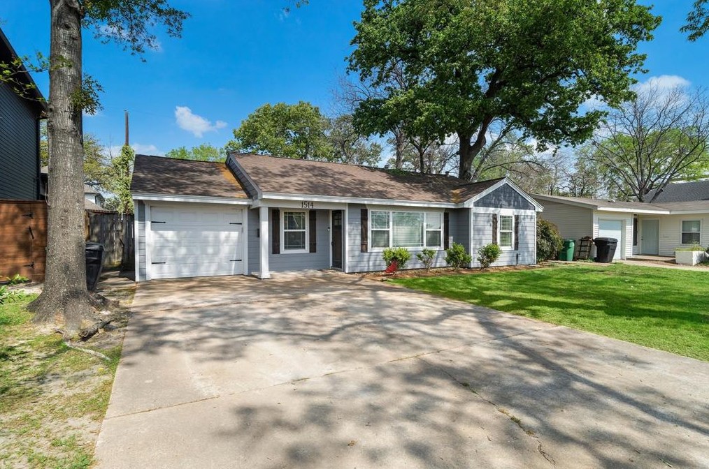 1514 Du Barry Ln, Houston, TX 77018-5813