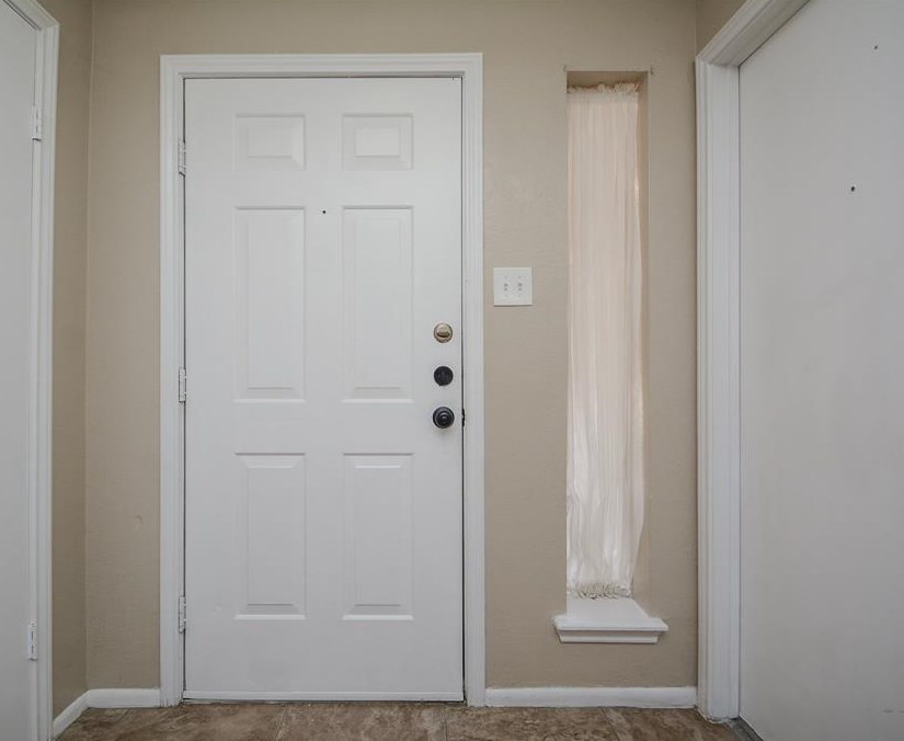 88 Woodstock Circle Dr, Spring TX  77381-2792 exterior
