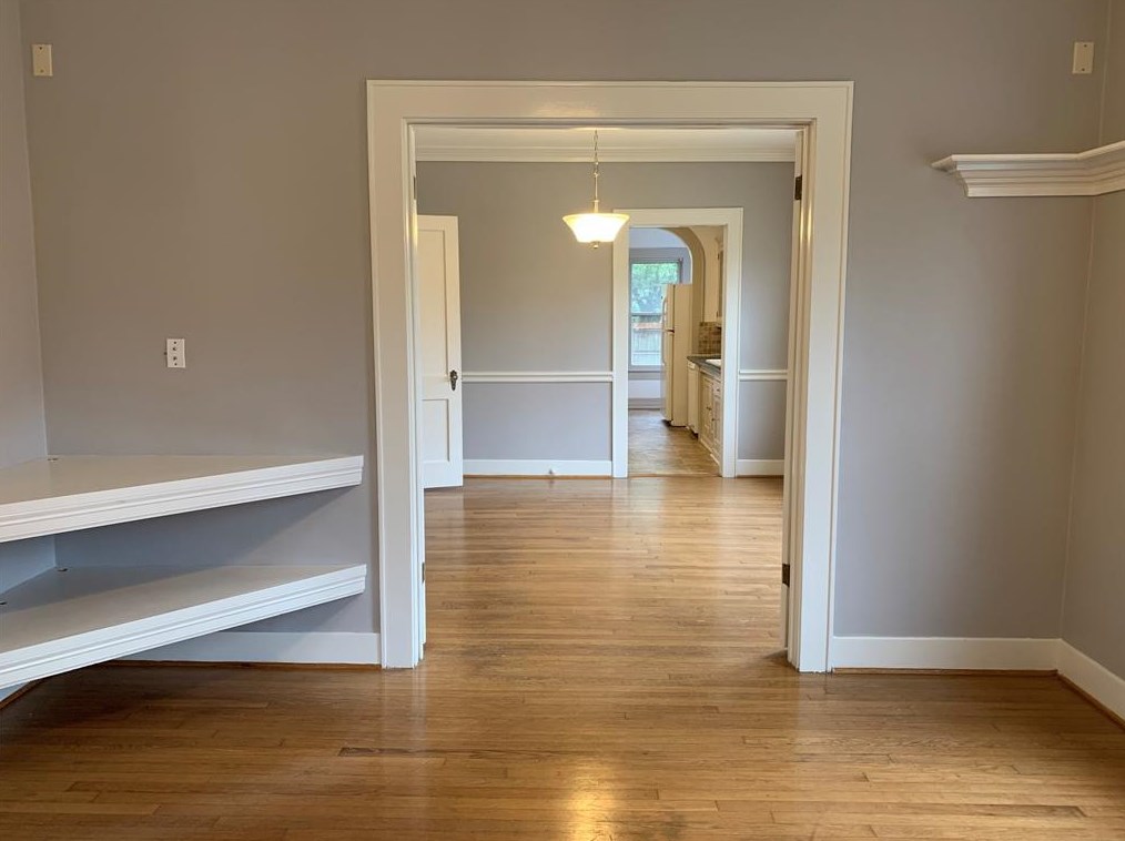 2913 Beauchamp St, Houston, TX 77009-7201
