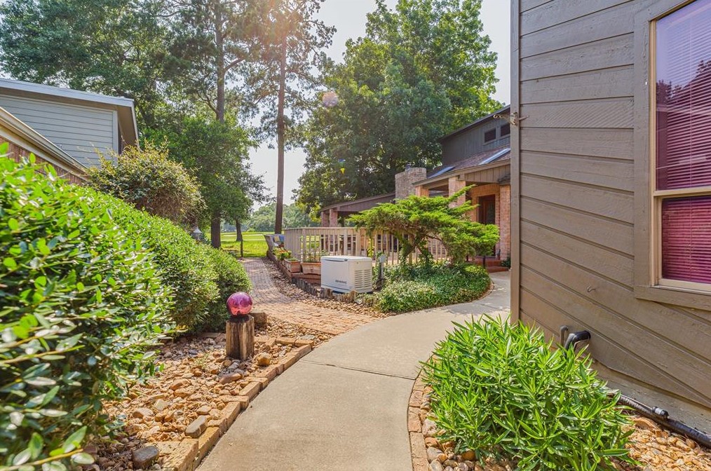 20215 Sunny Shr Dr, Humble TX 77346-4519 exterior