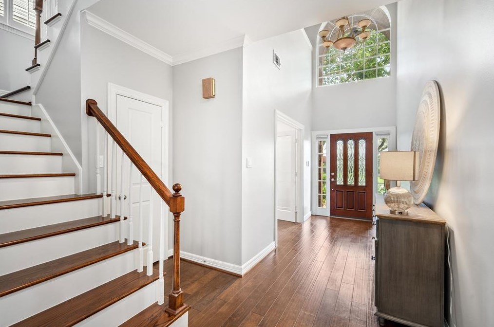 4409 Darsey St, Bellaire, TX 77401-5606