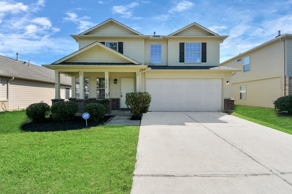21910 Willow Shade Ln, Tomball, TX 77375