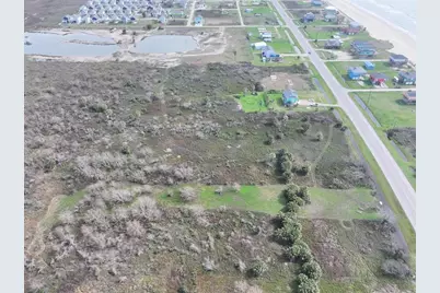 1241 Highway 87, Gilchrist, TX 77617 - Photo 12