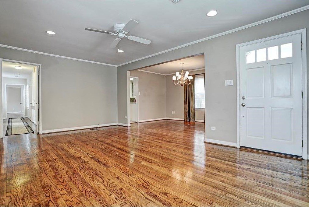 5812 Auden St, Houston TX  77005-2012 exterior