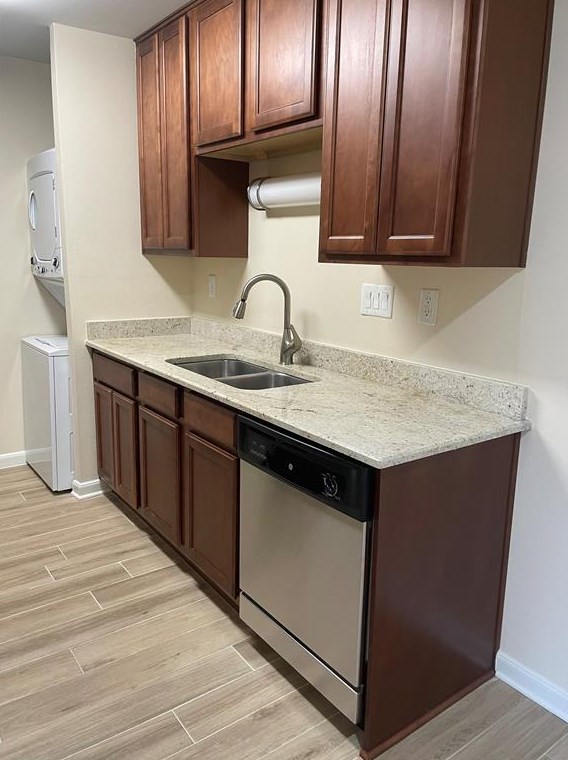 1860 White Oak #245, Houston, TX 77009