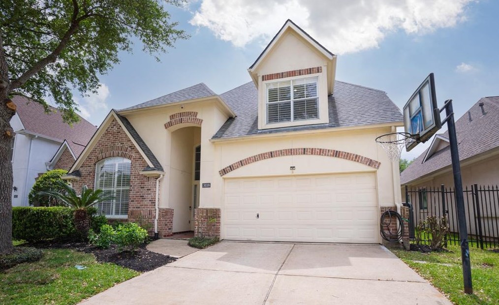 3118 Monet Dr, Sugar Land, TX 77479-1438