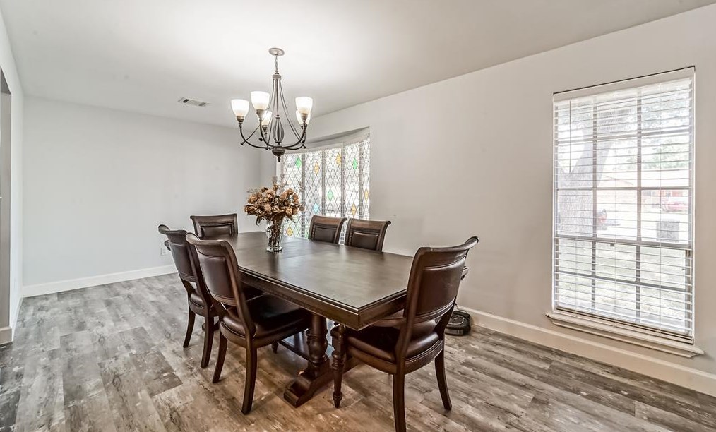 8206 Gdn Park Dr, Houston TX  77075-4637 exterior