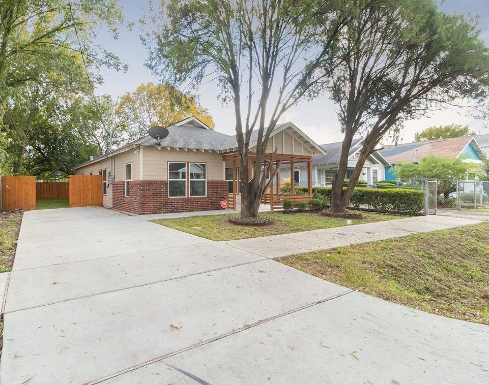 4430 Oats St, Houston, TX 77020