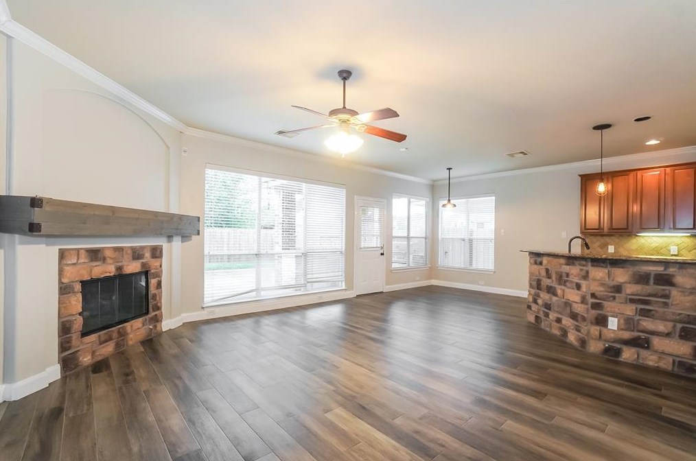 21810 Catoosa Dr, Spring, TX 77388-6900