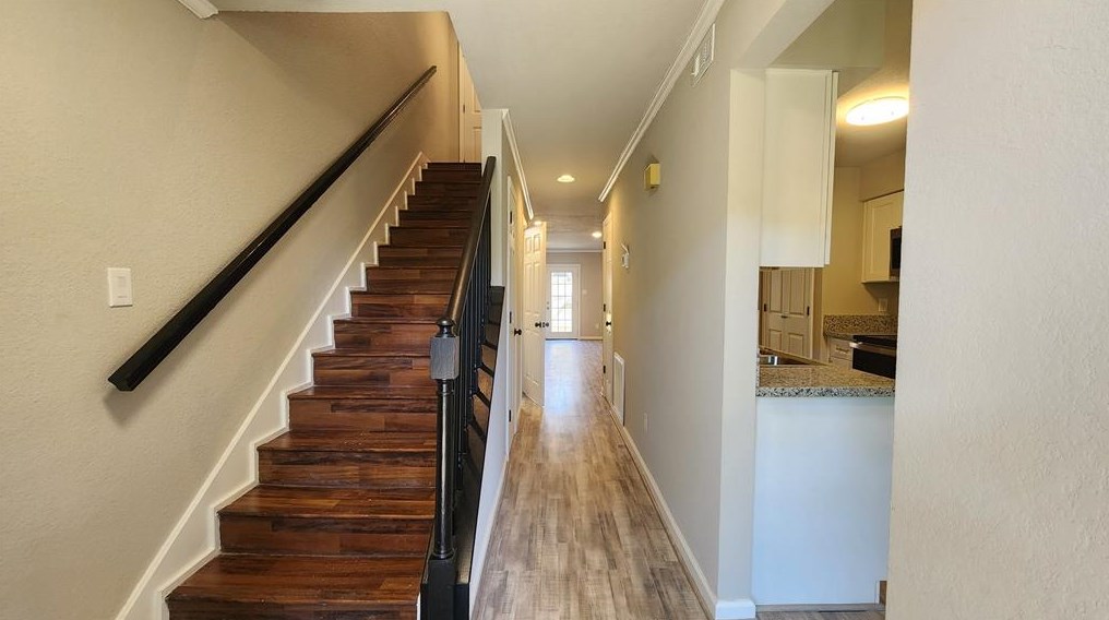 8355 Nairn St, Houston, TX 77074