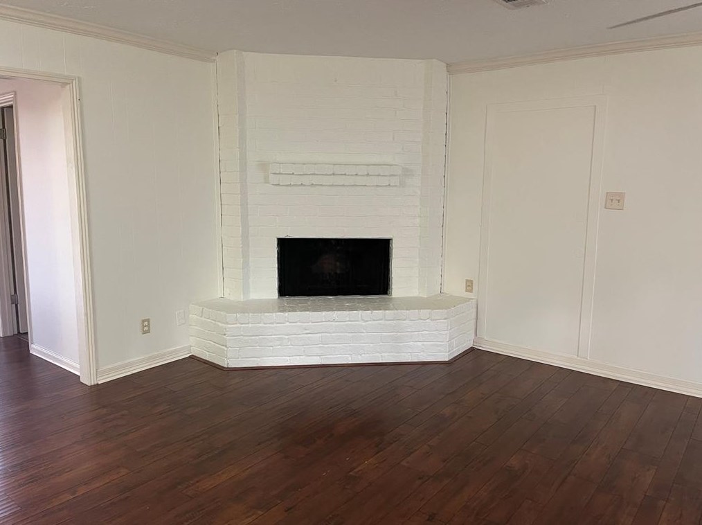 2958 Gessner Rd, Houston, TX 77063