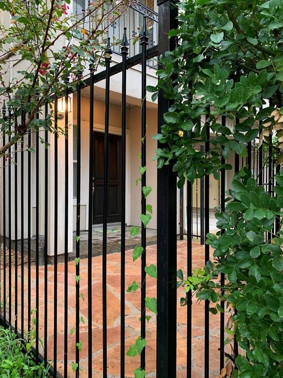 5006 Gibson St, Houston, TX 77007