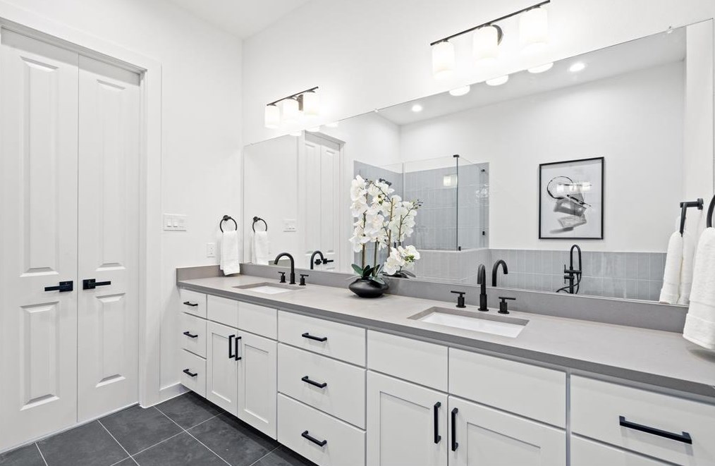 6427 Madrid, Houston TX 77021-4324 exterior