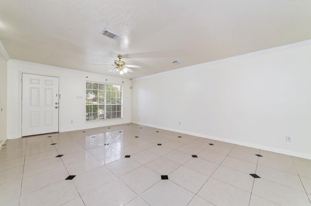 13419 Bafing Dr, Houston TX  77083-6394 exterior
