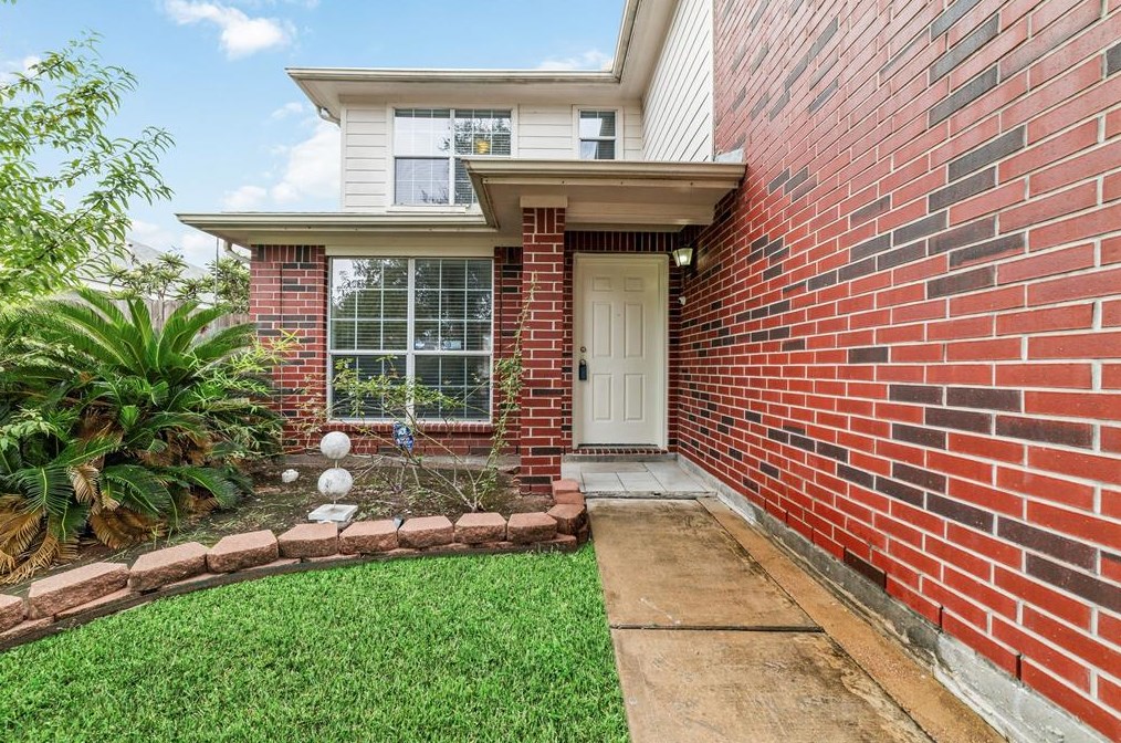 13419 Bafing Dr, Houston, TX 77083