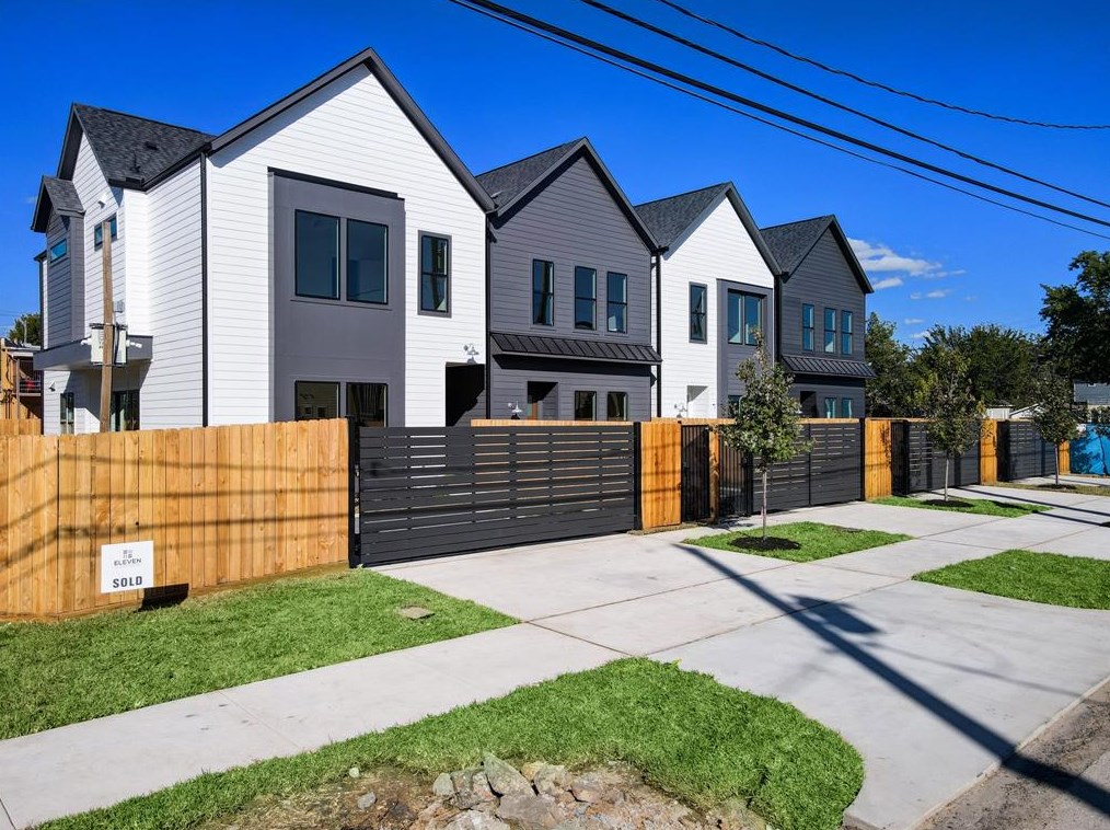 5209 Texas St, Houston TX  77011-4355 exterior