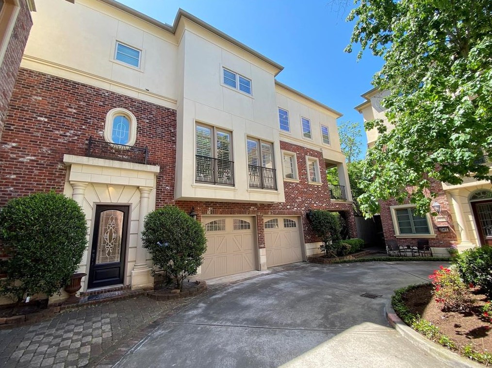2137 Harold St, Houston, TX 77098-1401