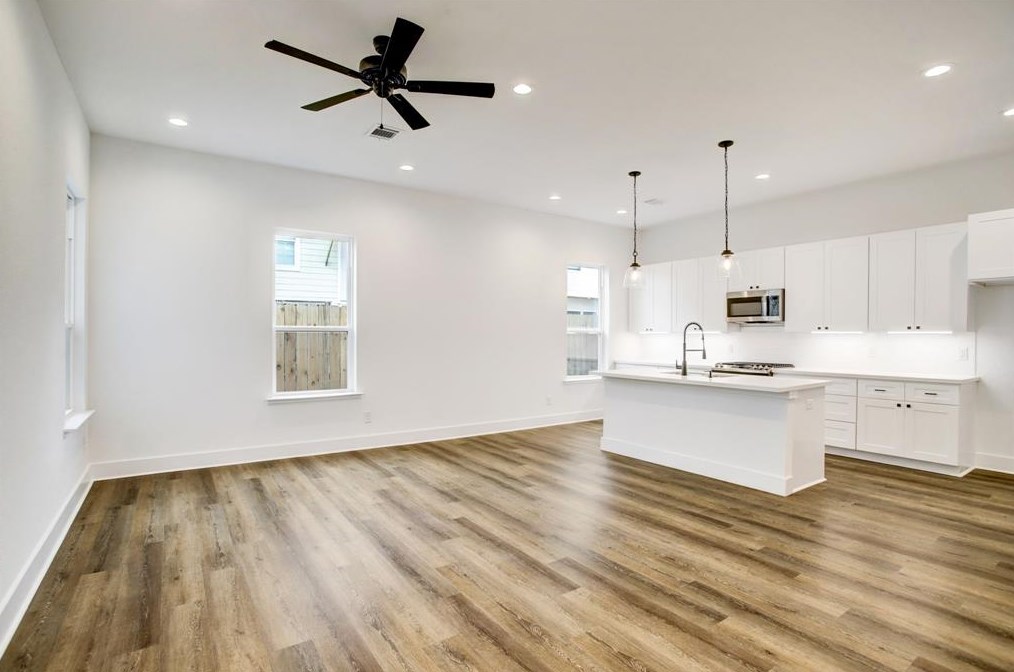 1230 Mcneil St, Houston, TX 77009