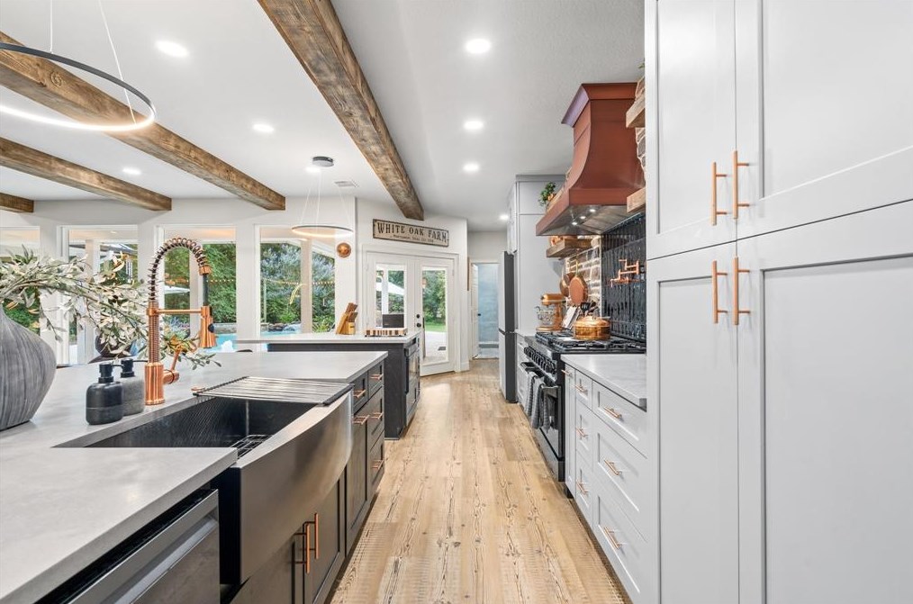 4318 Honea Egypt Rd, Montgomery TX 77316-9483 exterior