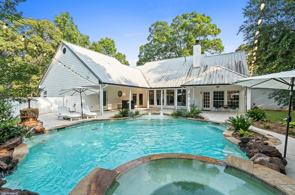 4318 Honea Egypt Rd, Montgomery TX 77316-9483 exterior