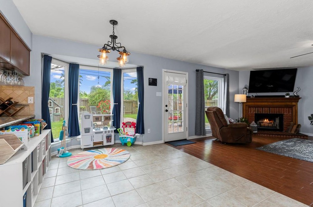 2406 Cannons Hall Ct, Richmond TX exterior