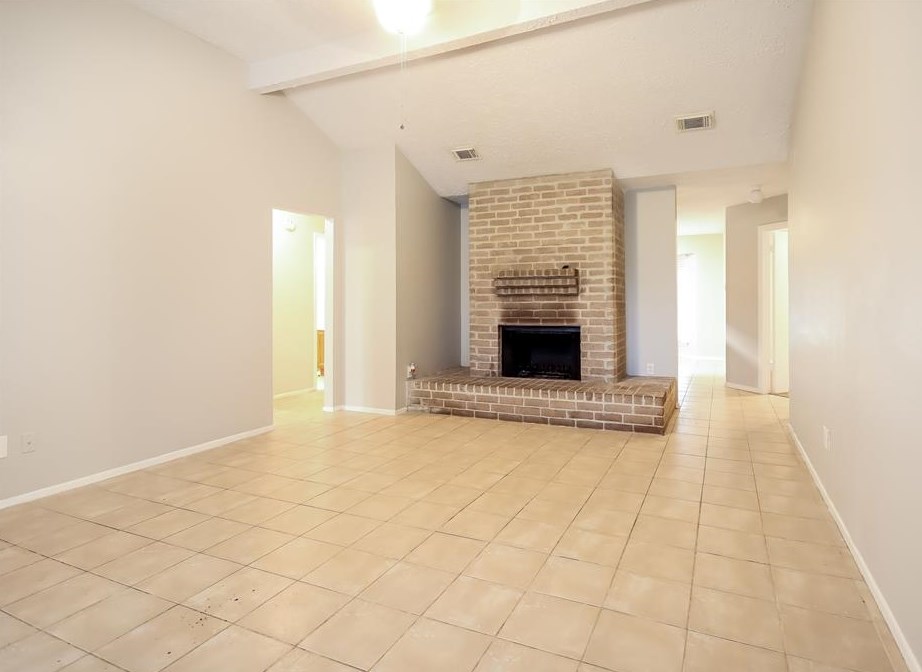 16239 La Terra Dr, Houston, TX 77083