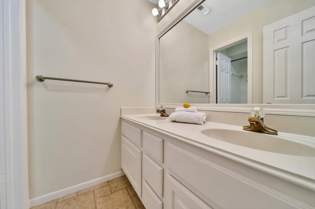 4530 Natural Brg Dr, Humble TX 77345-1034 exterior