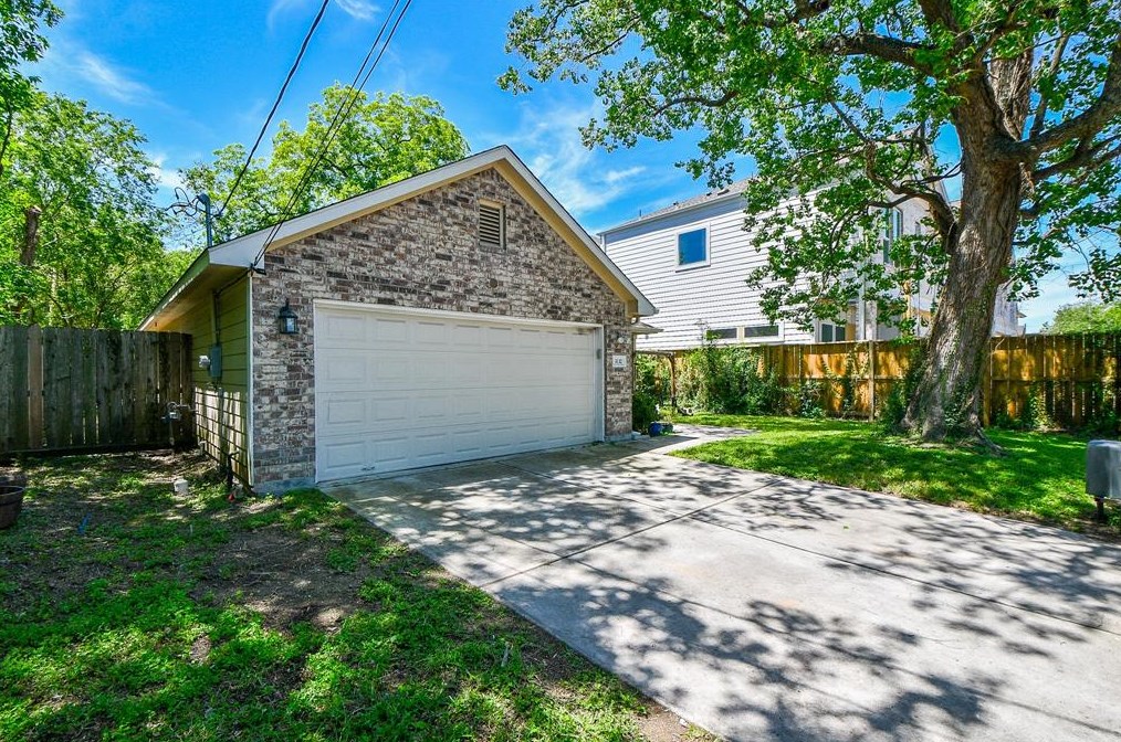 3132 Trulley St, Houston, TX 77004