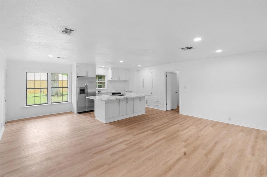 2214 Ansbury Dr, Houston, TX 77018