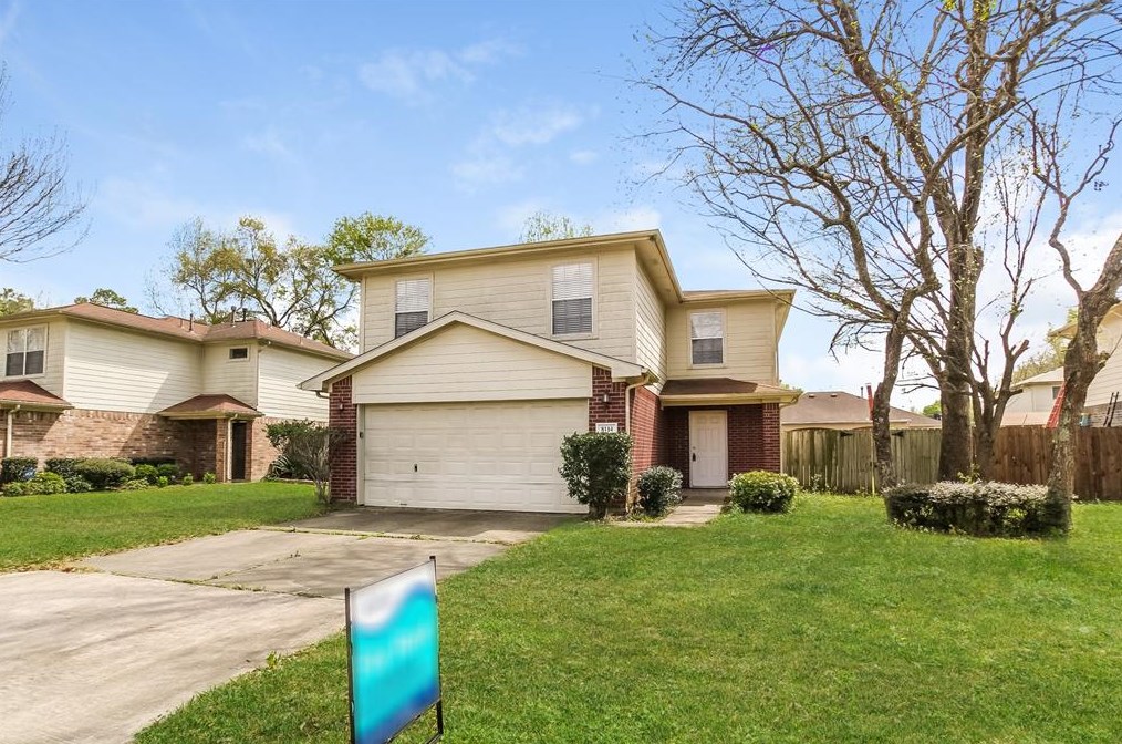 8114 Scarlet Tanager Dr, Humble, TX 77396