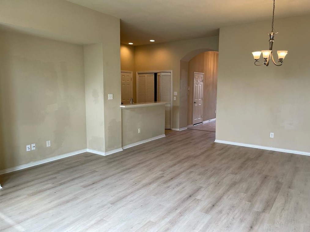 19827 Middlegate Ln, Richmond TX  77407-4066 exterior