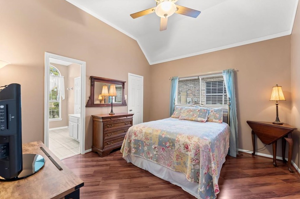 5915 Pinelake Xing Dr, Spring TX 77379-2531 exterior