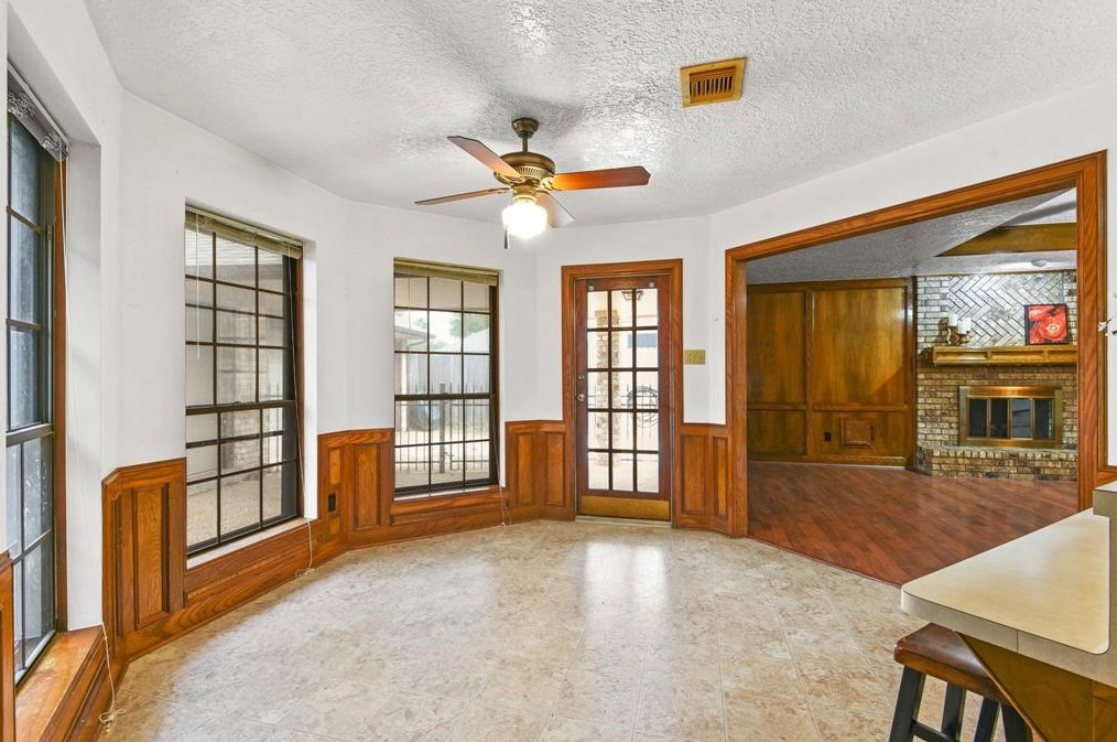 6835 Middlefield Dr, Pasadena TX 77505-5513 exterior