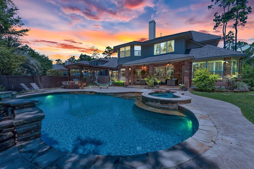 158 Mirror Ridge Cir, Spring TX  77382-2515 exterior