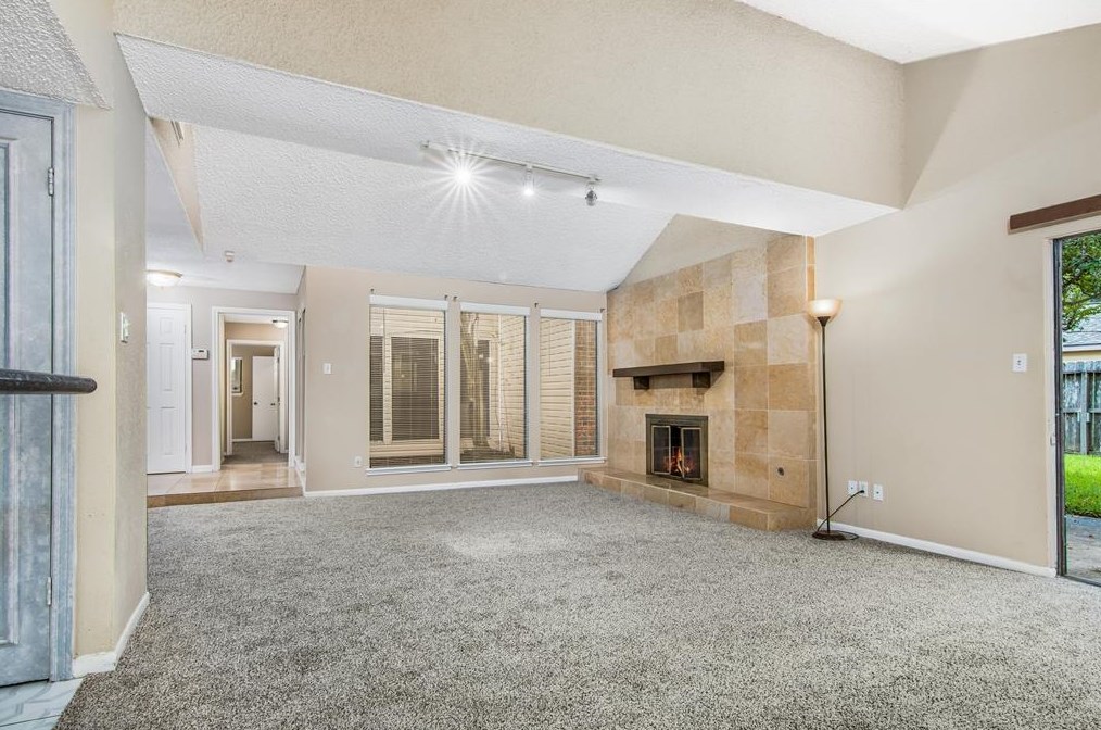 10630 Sageberry Dr, Houston TX  77089-2102 exterior