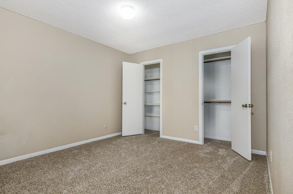 10630 Sageberry Dr, Houston TX  77089-2102 exterior