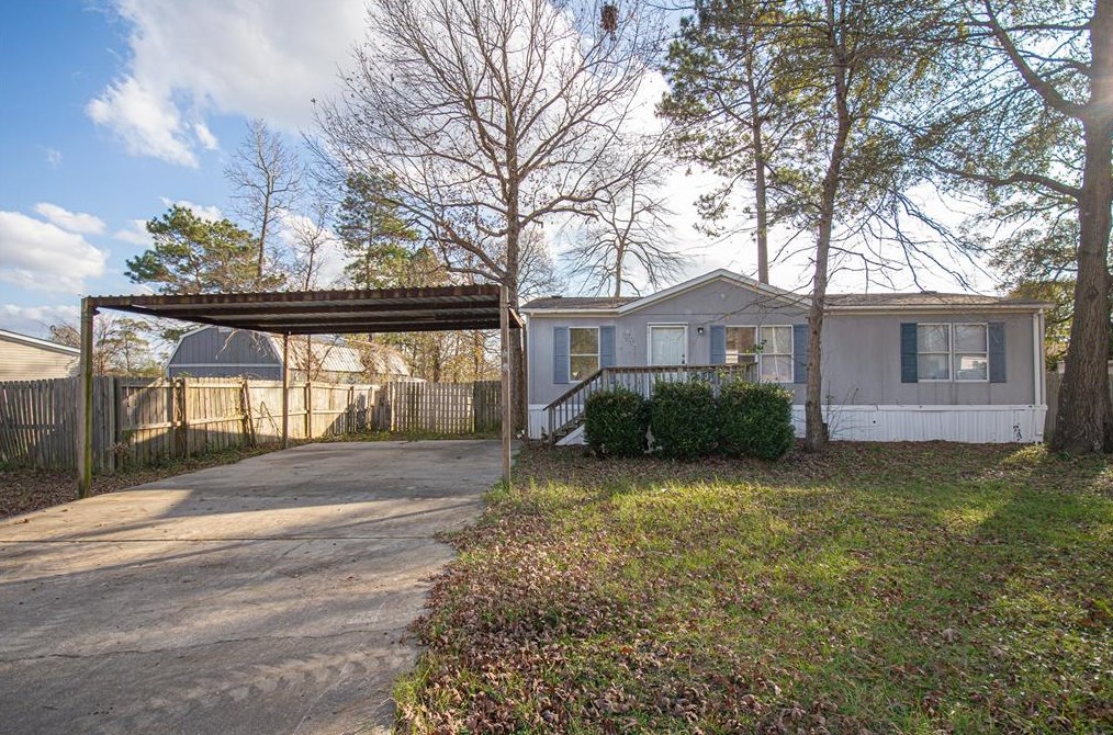 16482 Taurus Ct, Conroe, TX 77306