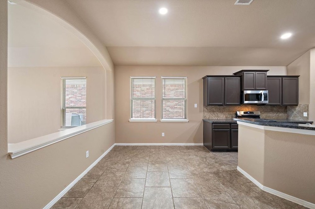 15611 Granite Mountain Trl, Houston TX  77049-1694 exterior