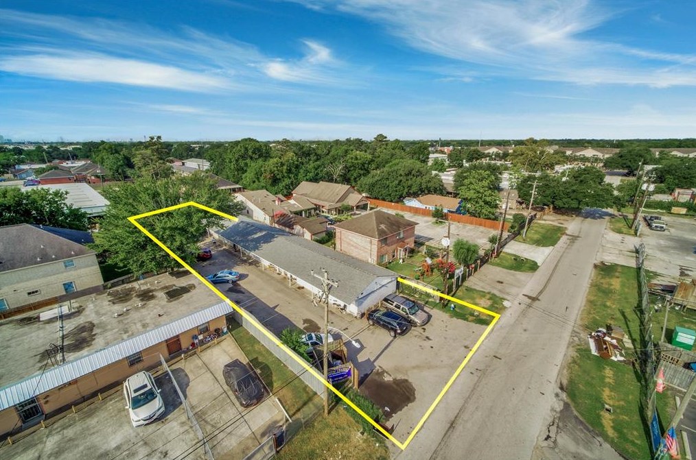26 Farrell St #10, Houston, TX 77022