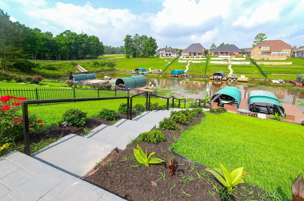 11844 Grand Harbor Blvd, Montgomery TX 77356-4949 exterior