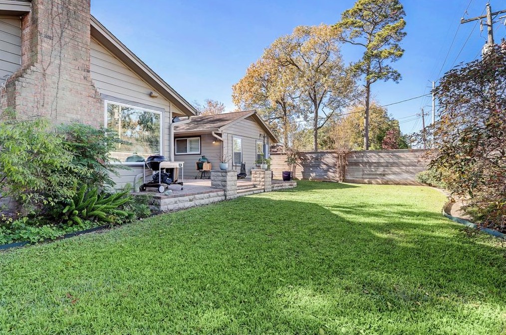 6318 Wynnwood Ln, Houston TX 77008-3244 exterior