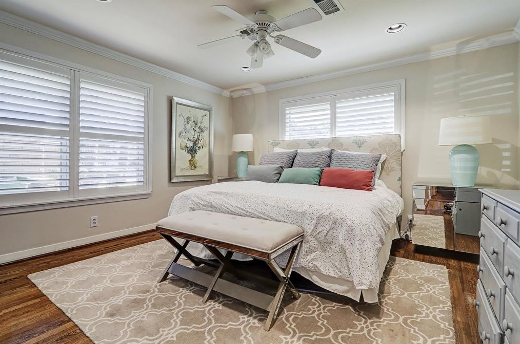 6318 Wynnwood Ln, Houston TX 77008-3244 exterior