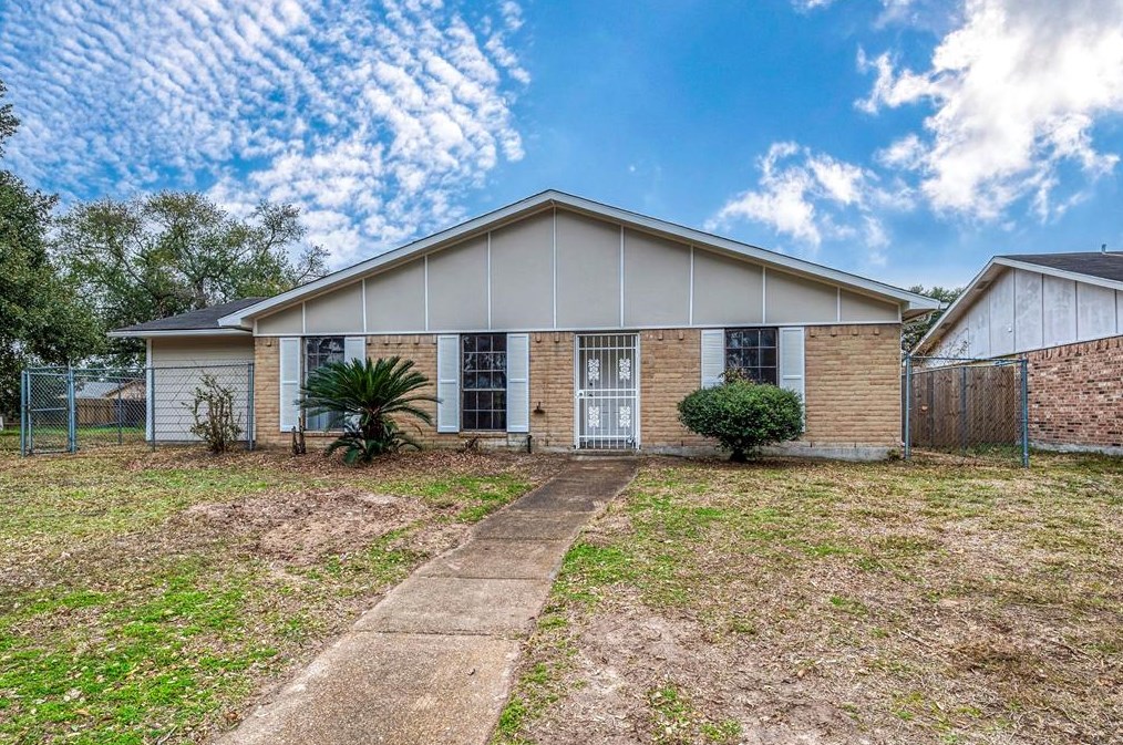 14034 Meyersville Dr, Houston, TX 77049