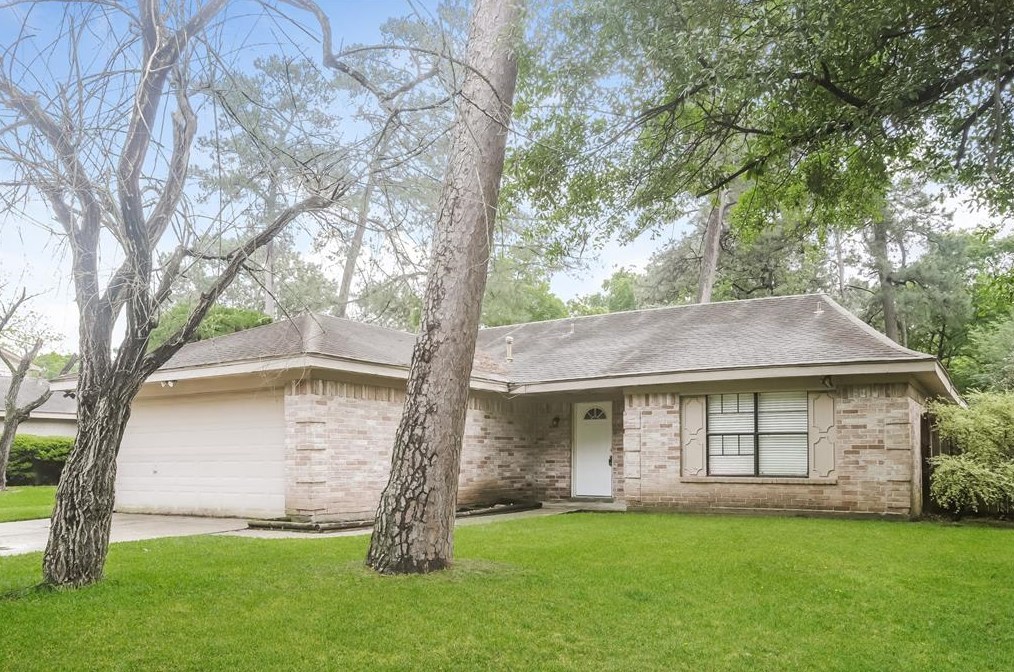 2314 Peaceful Valley Dr, Spring TX  77373-6262 exterior