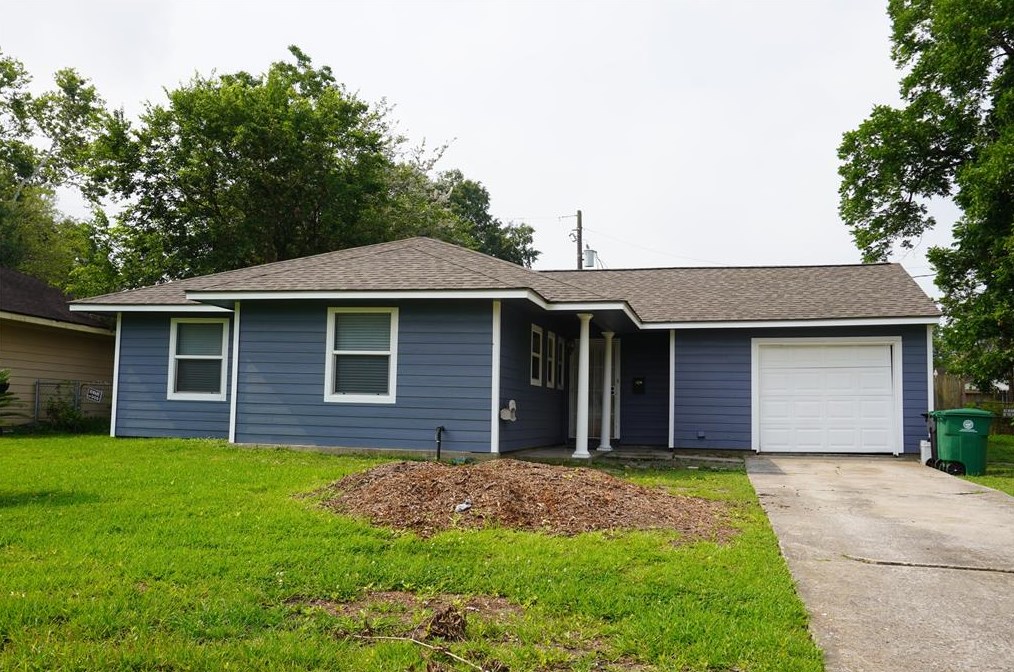 9606 Caffrey St, Houston, TX 77075