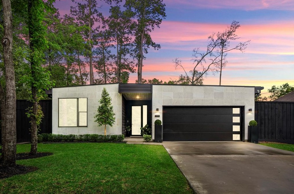 1601 Primrose St, Conroe, TX 77385-9685