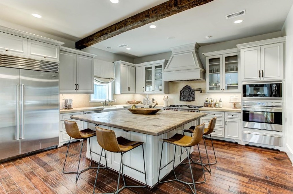 6147 Willers Way, Houston TX  77057-2805 exterior