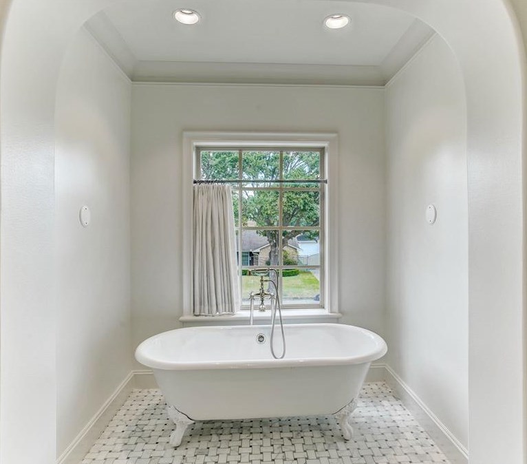 6147 Willers Way, Houston TX  77057-2805 exterior