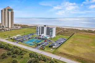415 E Beach Dr, Galveston, TX 77550 - Photo 34